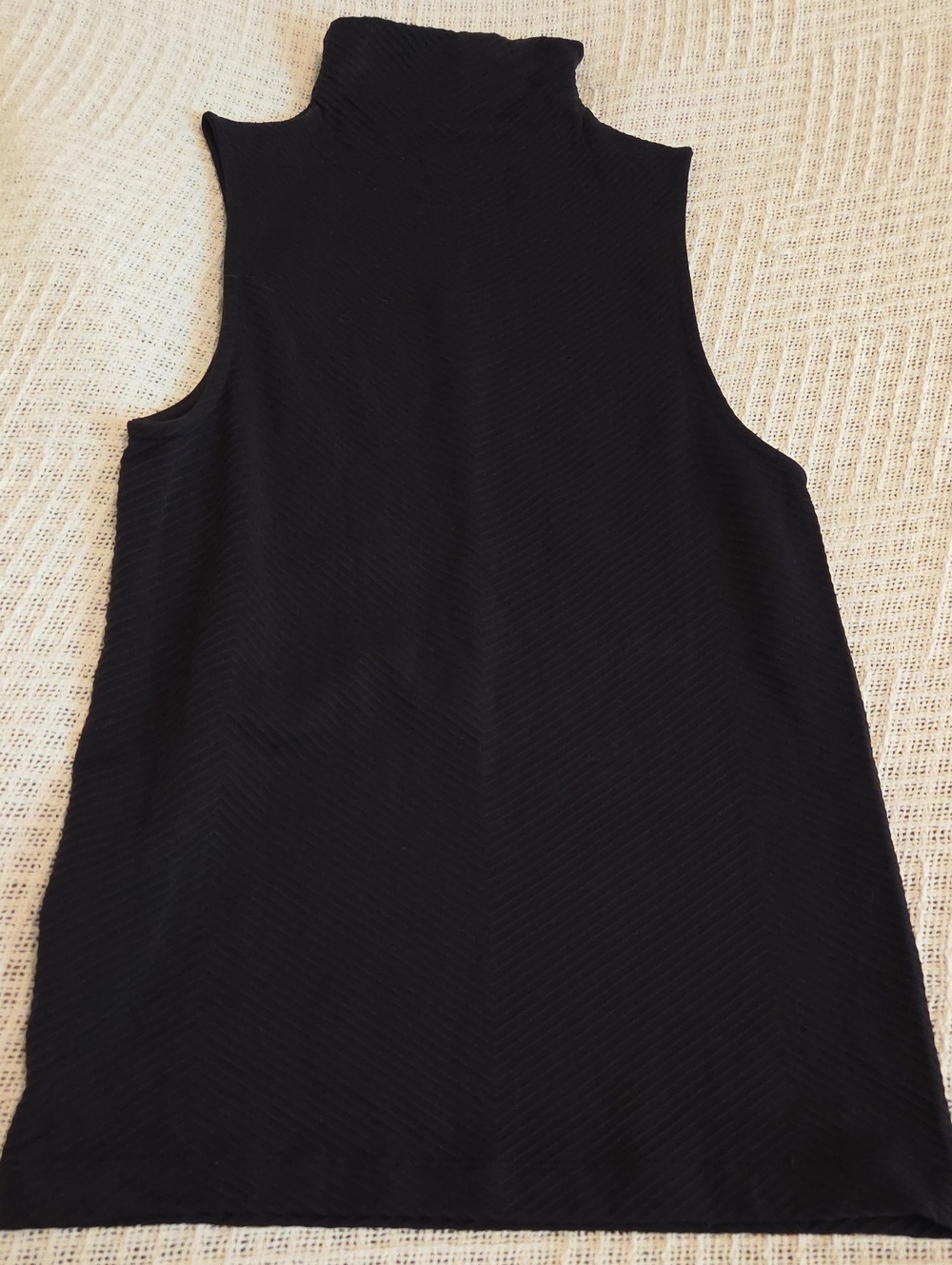 Athleta Black Sleeveless Mock Neck Tank